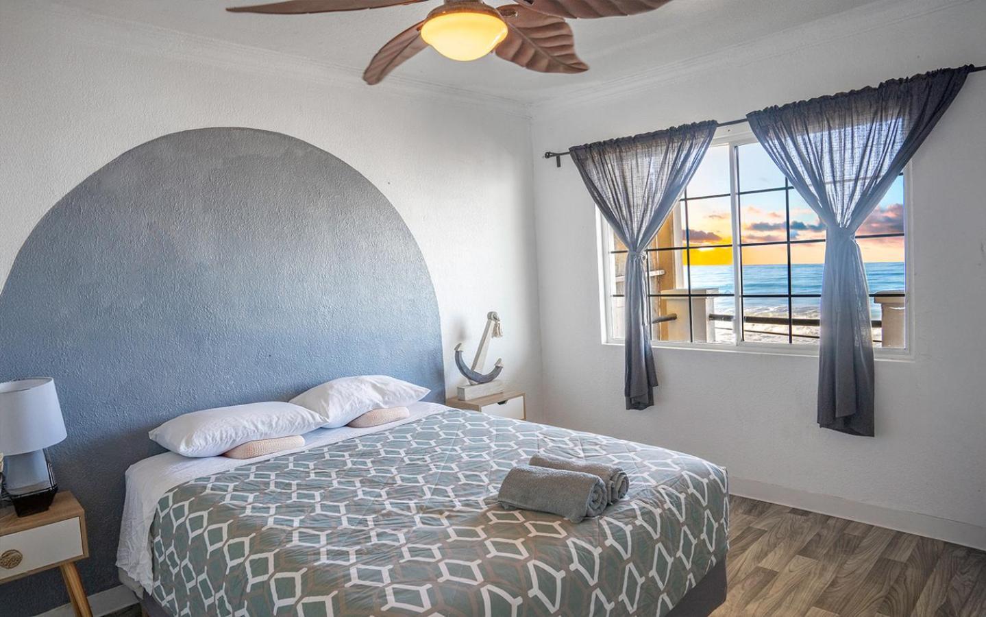 Beachfront Two Bedroom With 3 Beds Tijuana Exteriör bild
